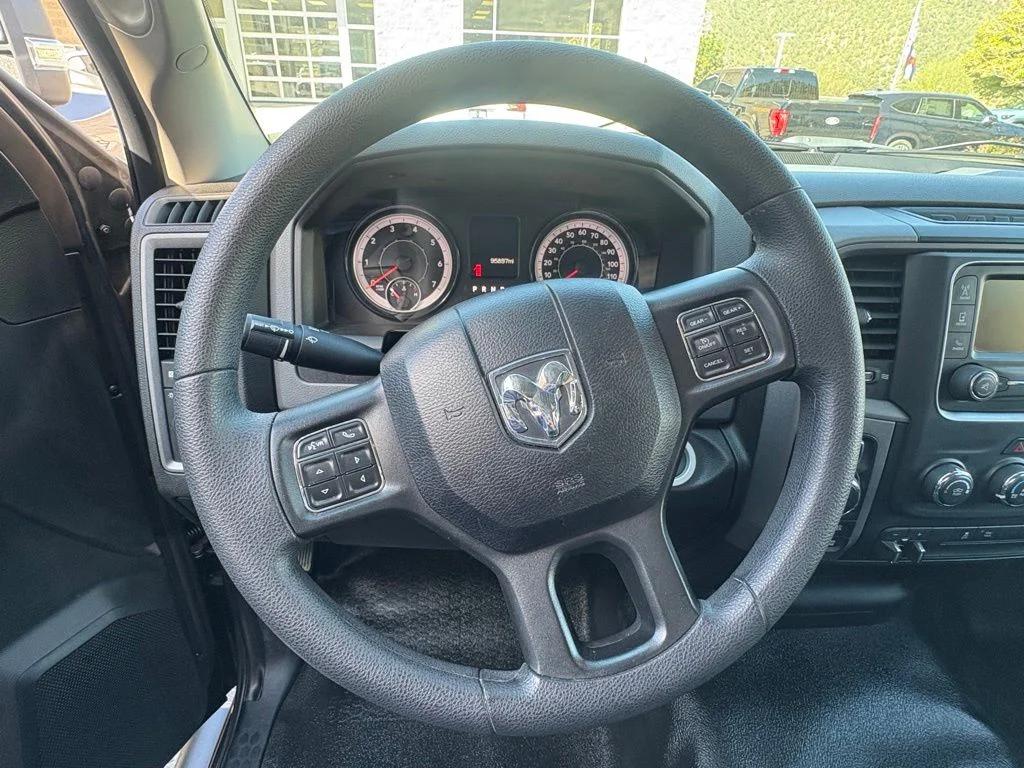 ram ram 1500 classic 2020 1C6RR7FG3LS156561 image ram ram 1500 classic 2020 1C6RR7FG3LS156561 image